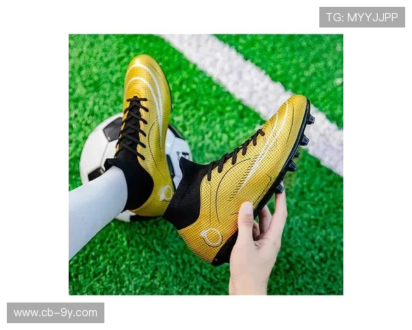 全面解析适合不同场地的高帮足球鞋科学训练与实战推荐权威指南大全